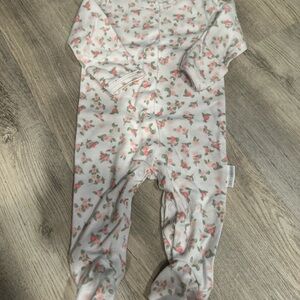 Shabby Chic Pink and White Floral Footies